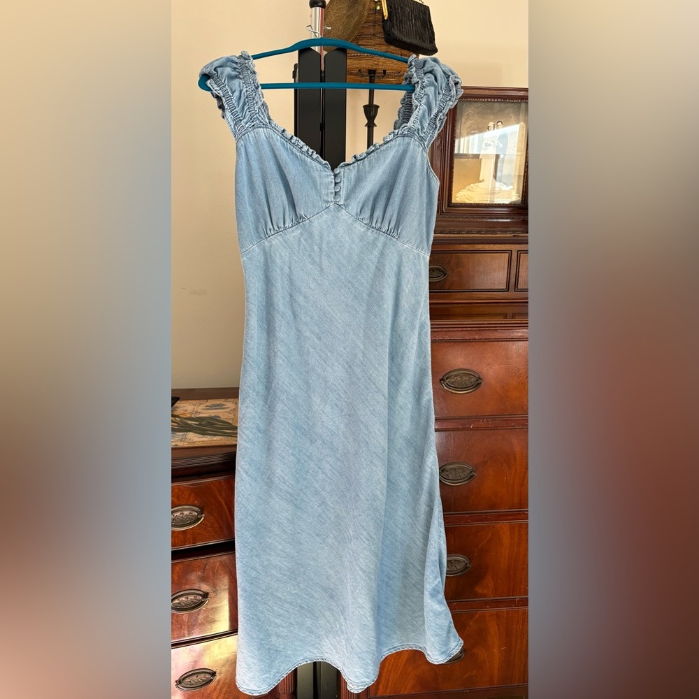 Gap denim midi dress